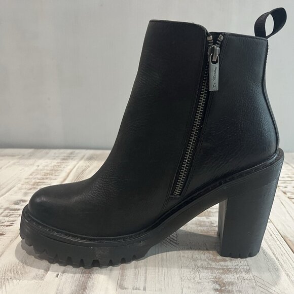 Dr. Martens Magdalena Boots Leather Platform Lug Sole - Picture 3 of 12